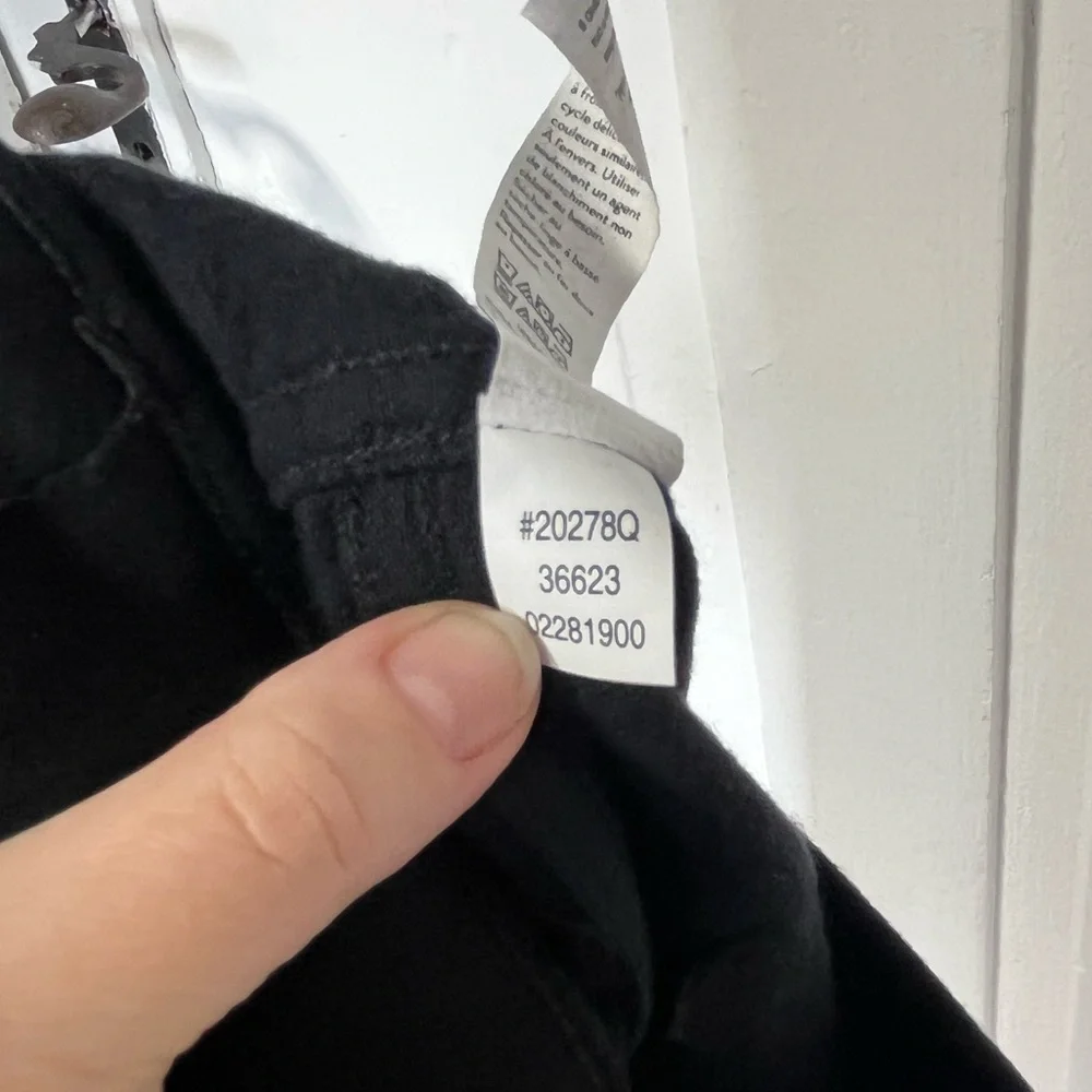 Spanx Black every wear ankle Jeans medium petite
